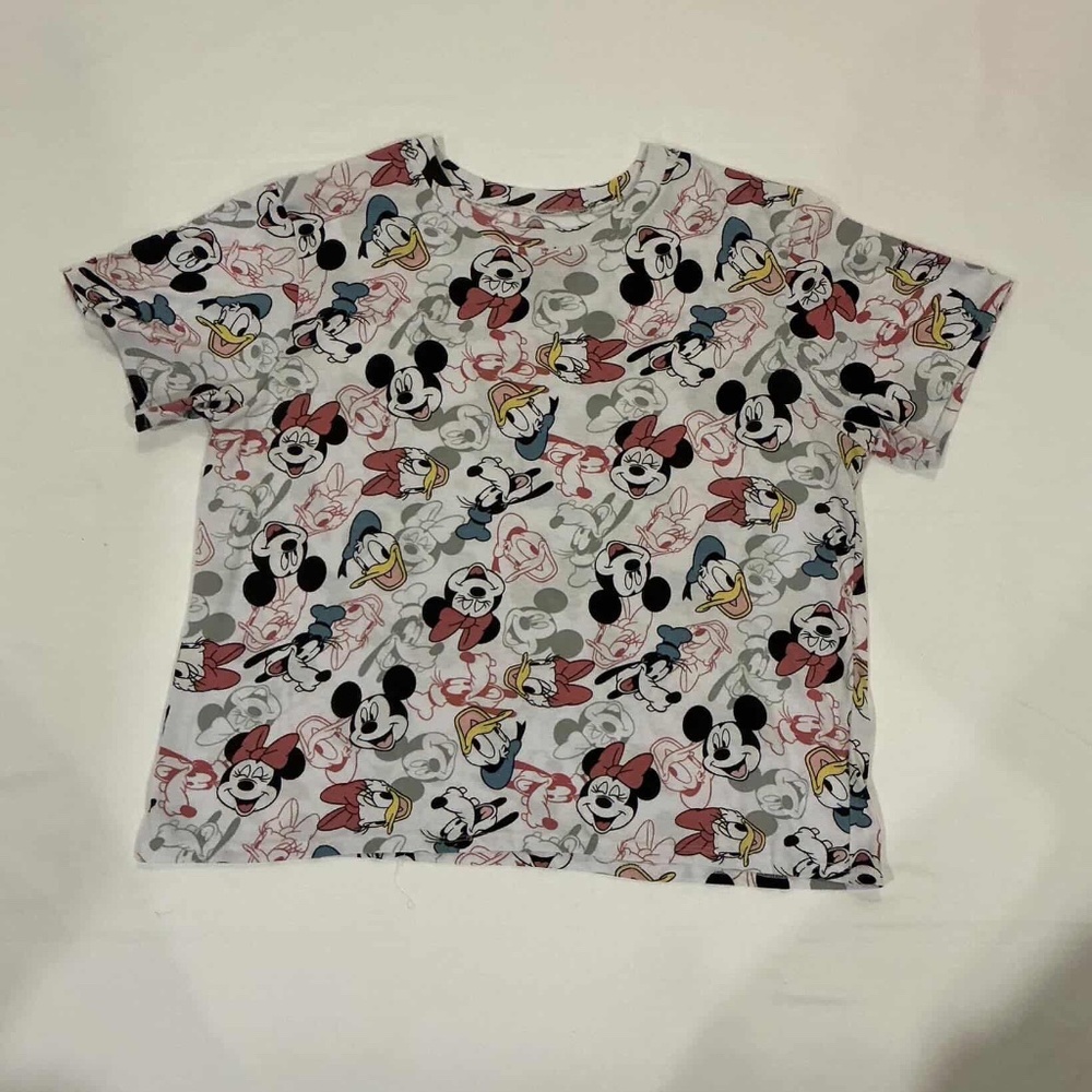 Mickey and Friends sz 2X Woman's oversize crop tee shirt allover character print